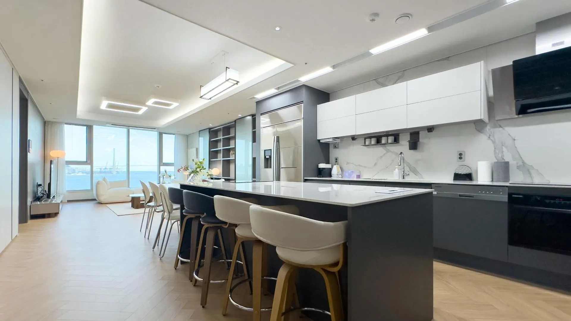 Brown Suites Busan Station