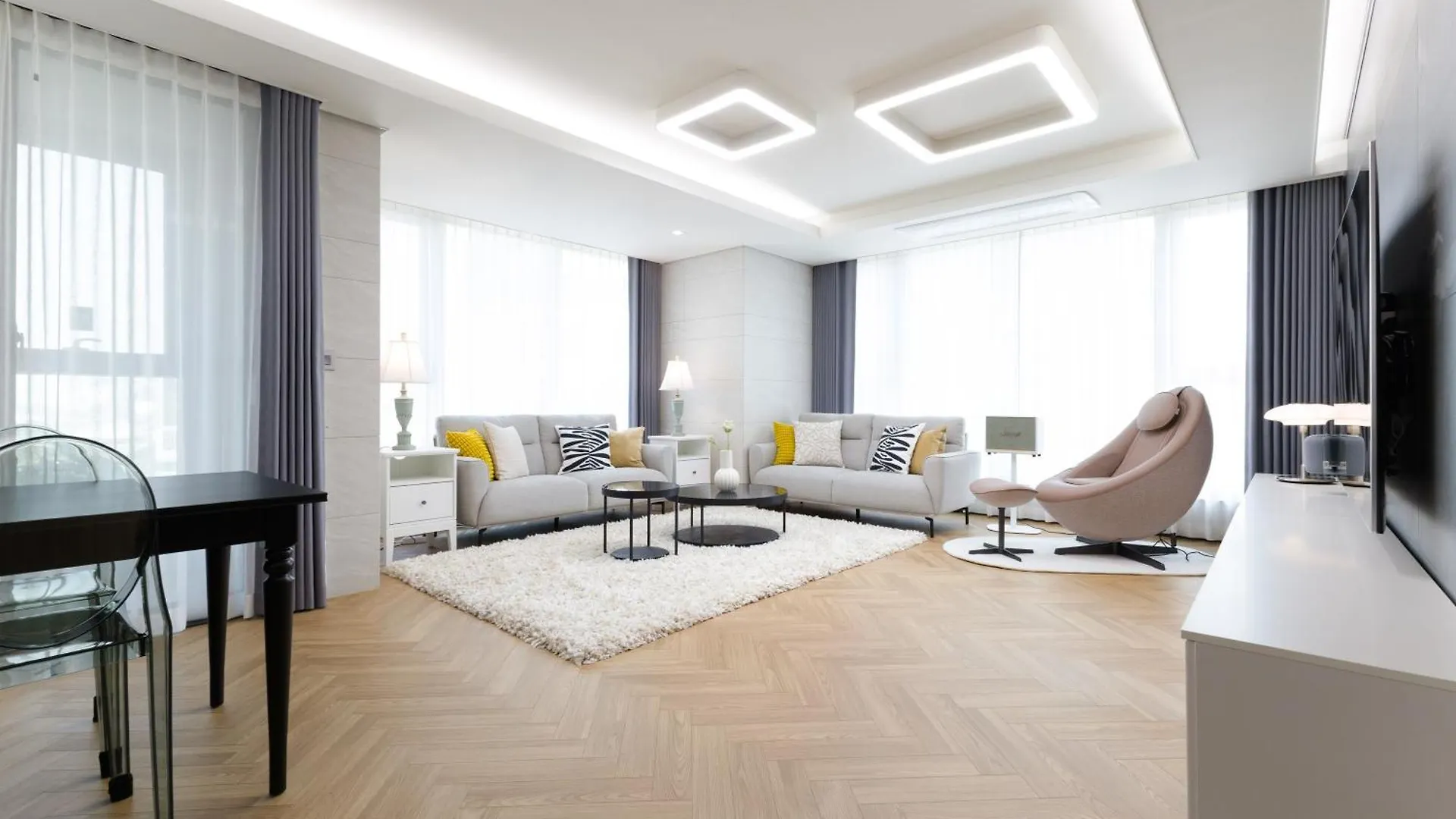 Brown Suites Busan Station