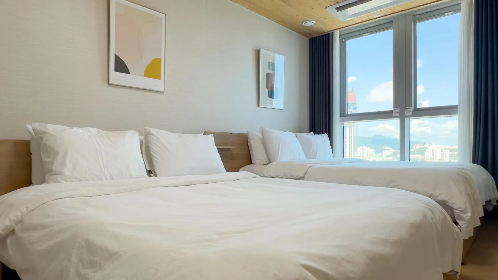 Brown Suites Busan Station 0*,  Südkorea