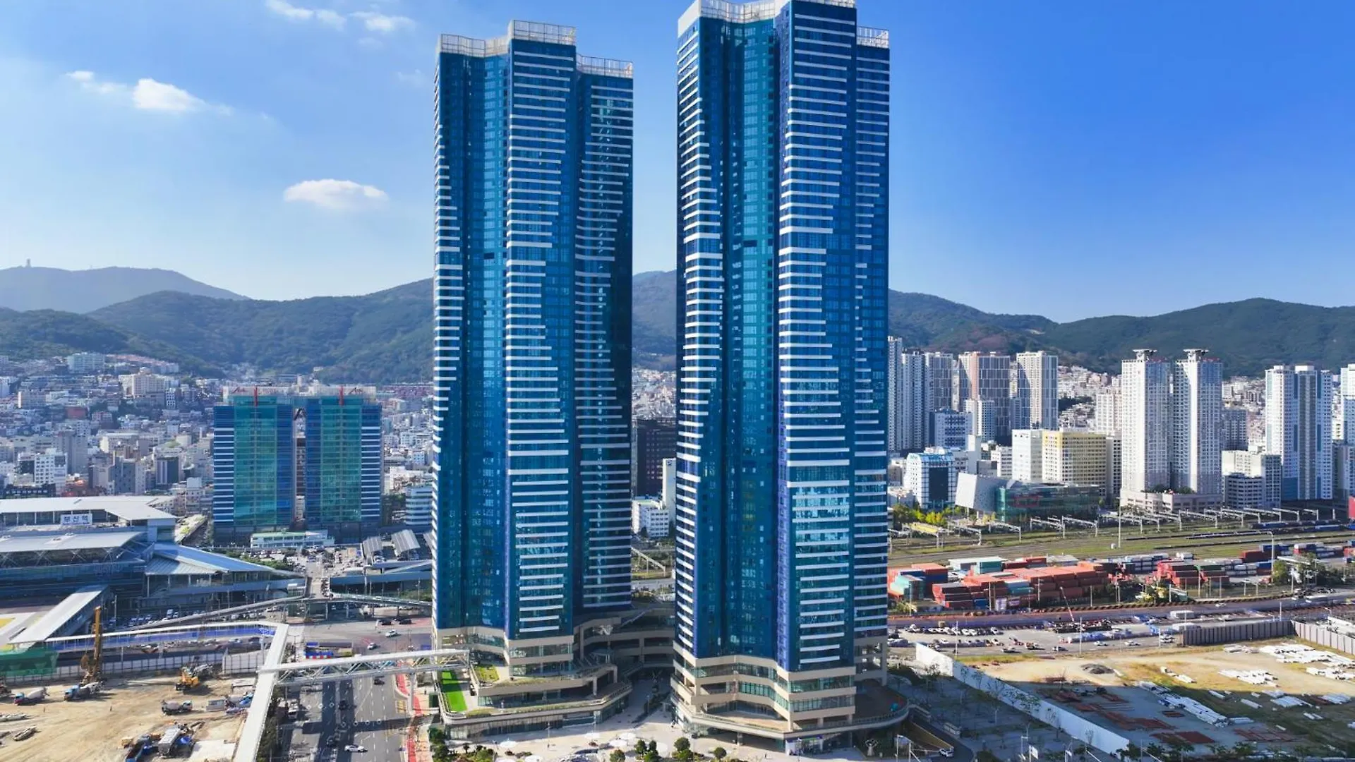 Brown Suites Busan Station 0*,