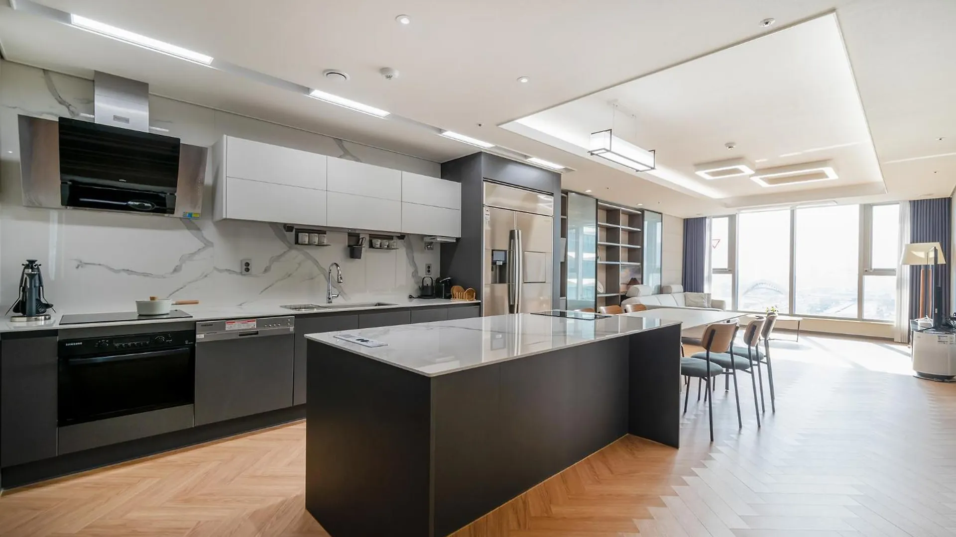 Brown Suites Busan Station Apartamento