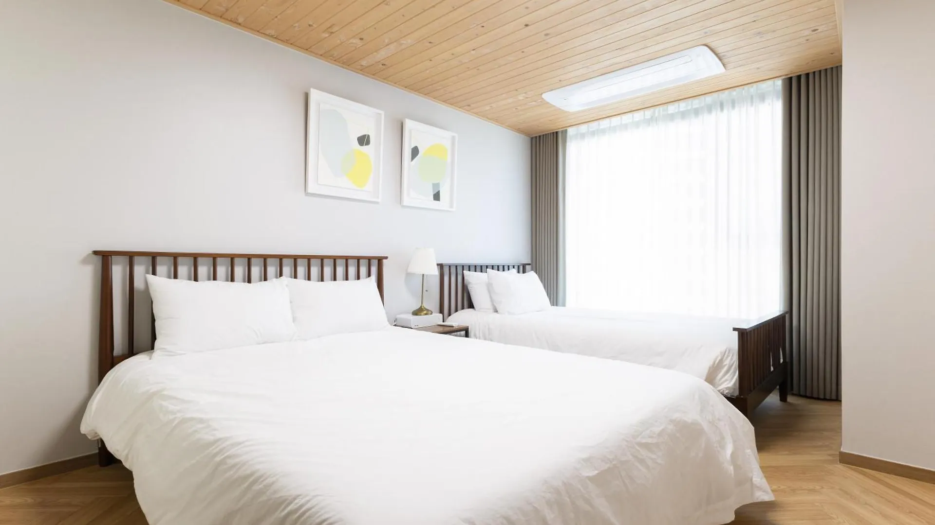 Brown Suites Busan Station Apartment