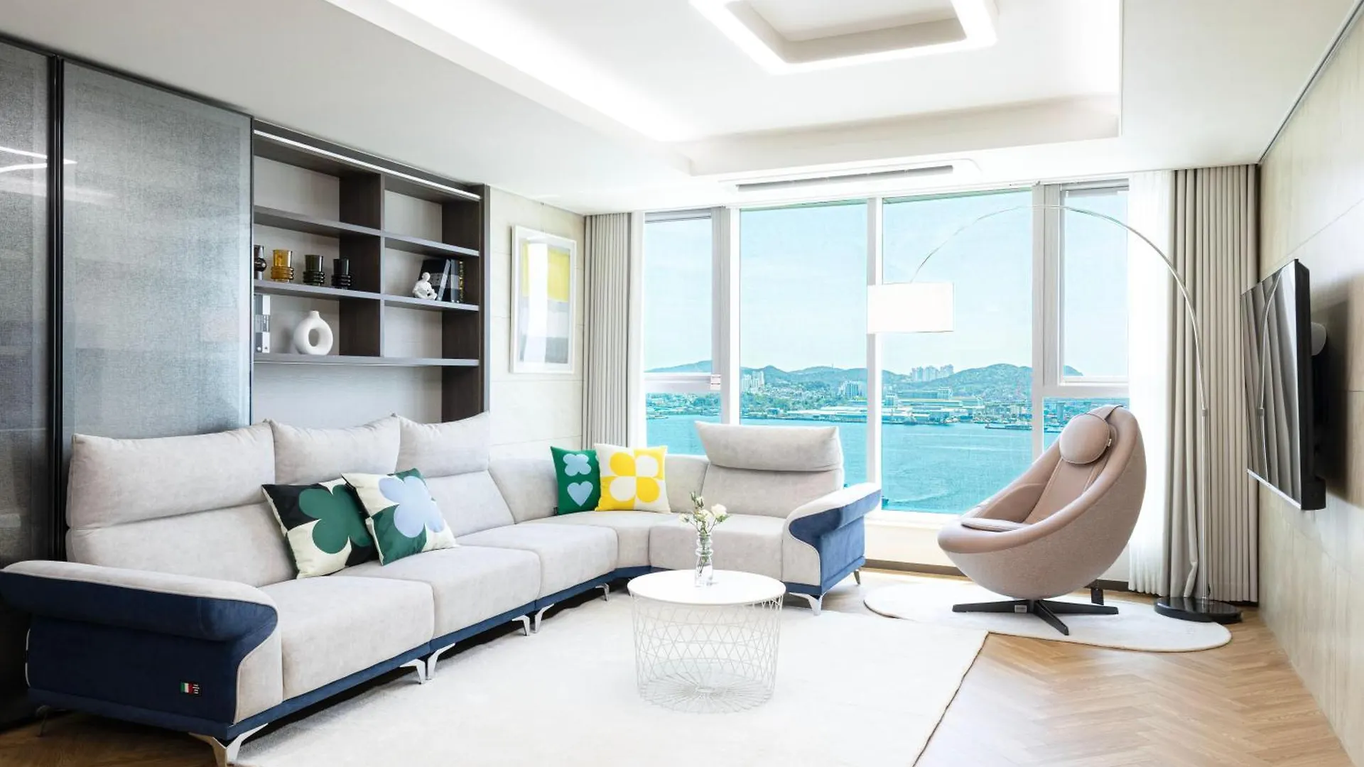Apartment Brown Suites Busan Station