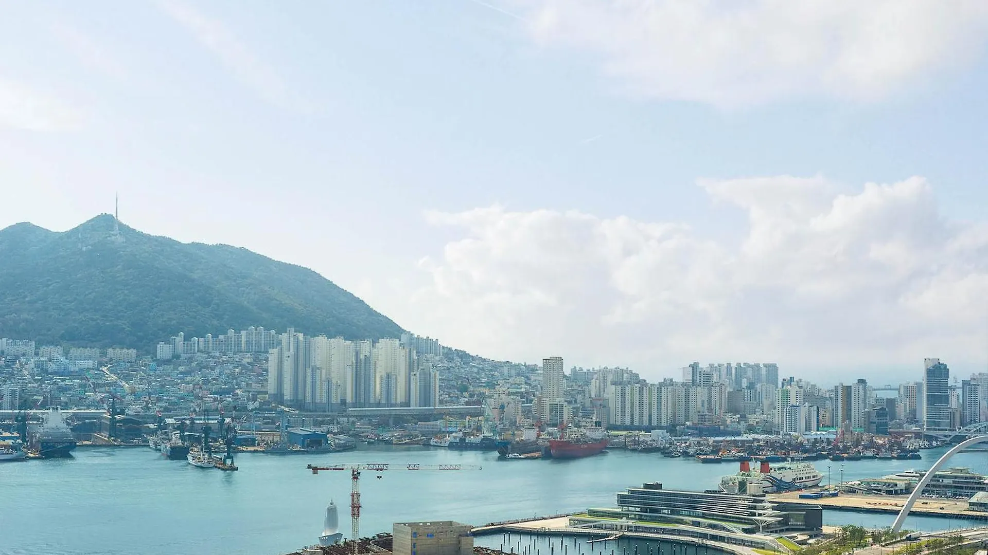 Brown Suites Busan Station 아파트