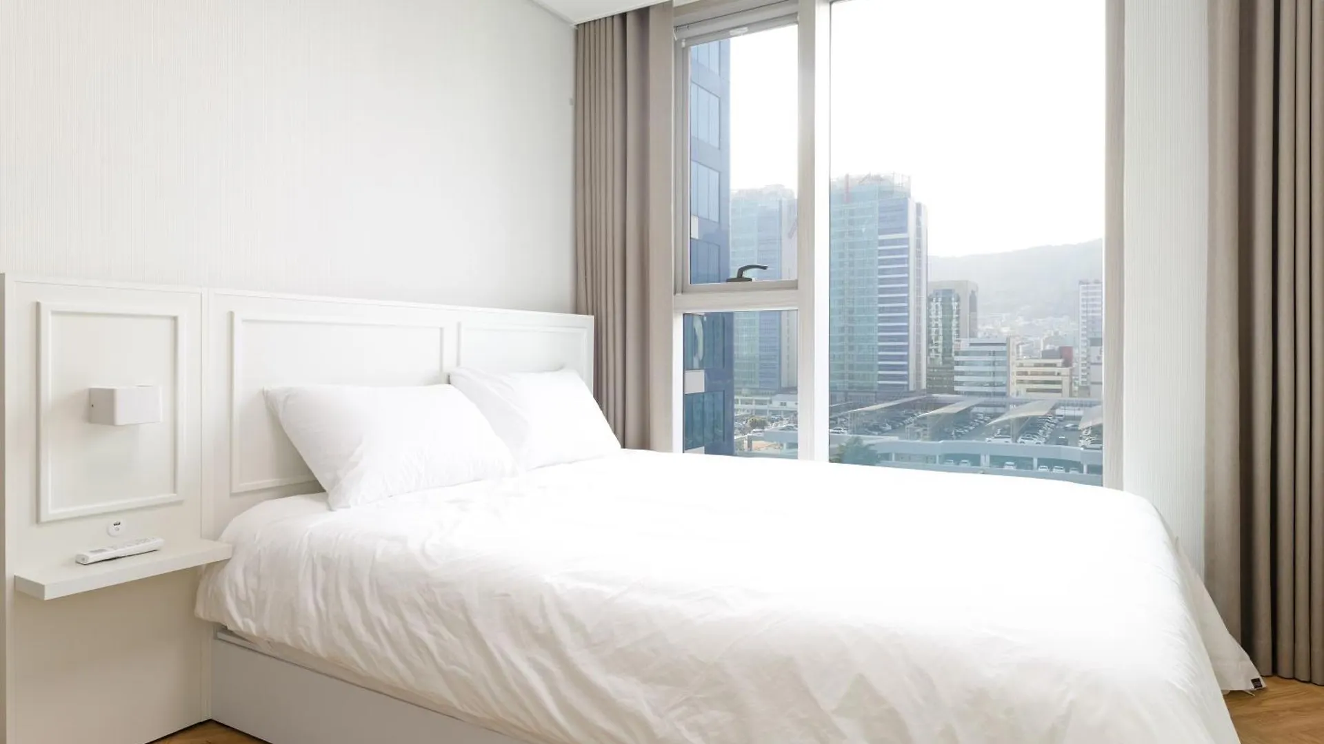 Brown Suites Busan Station 아파트