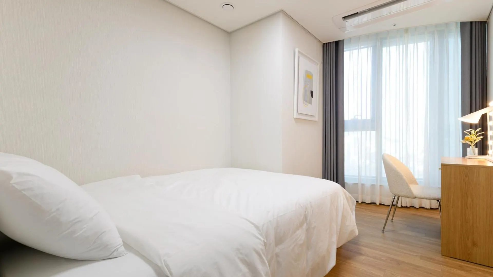 Brown Suites Busan Station Apartmán