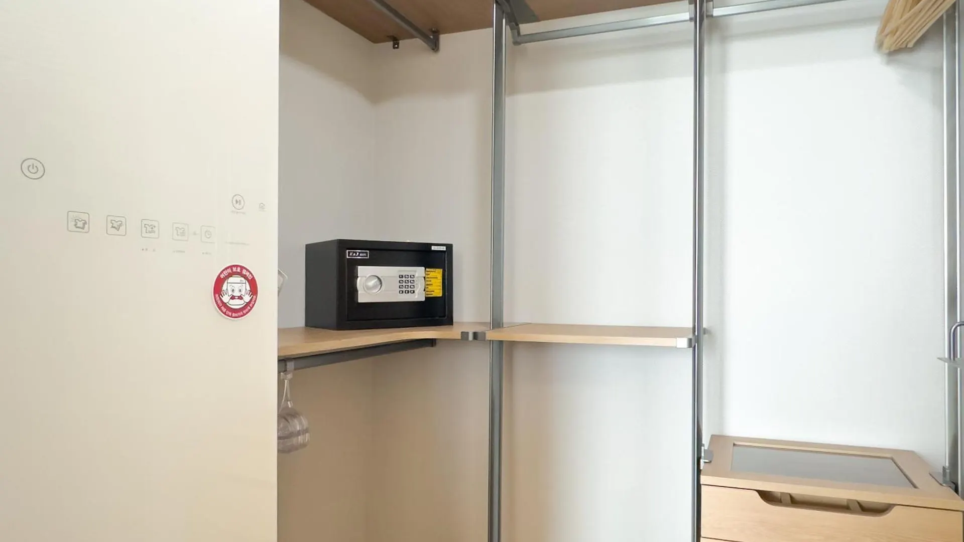 Brown Suites Busan Station 0*,  대한민국