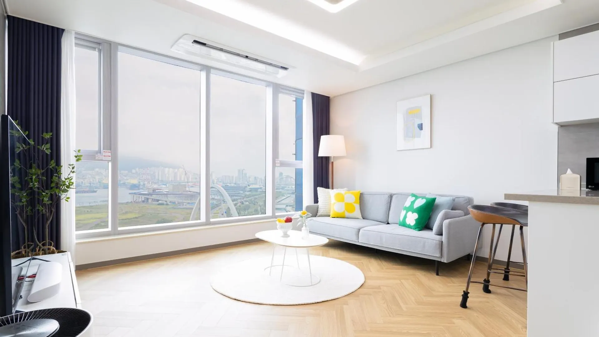 Apartment Brown Suites Busan Station